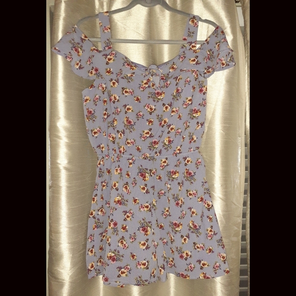 💐Lavender Floral Short Romper - Picture 1 of 6